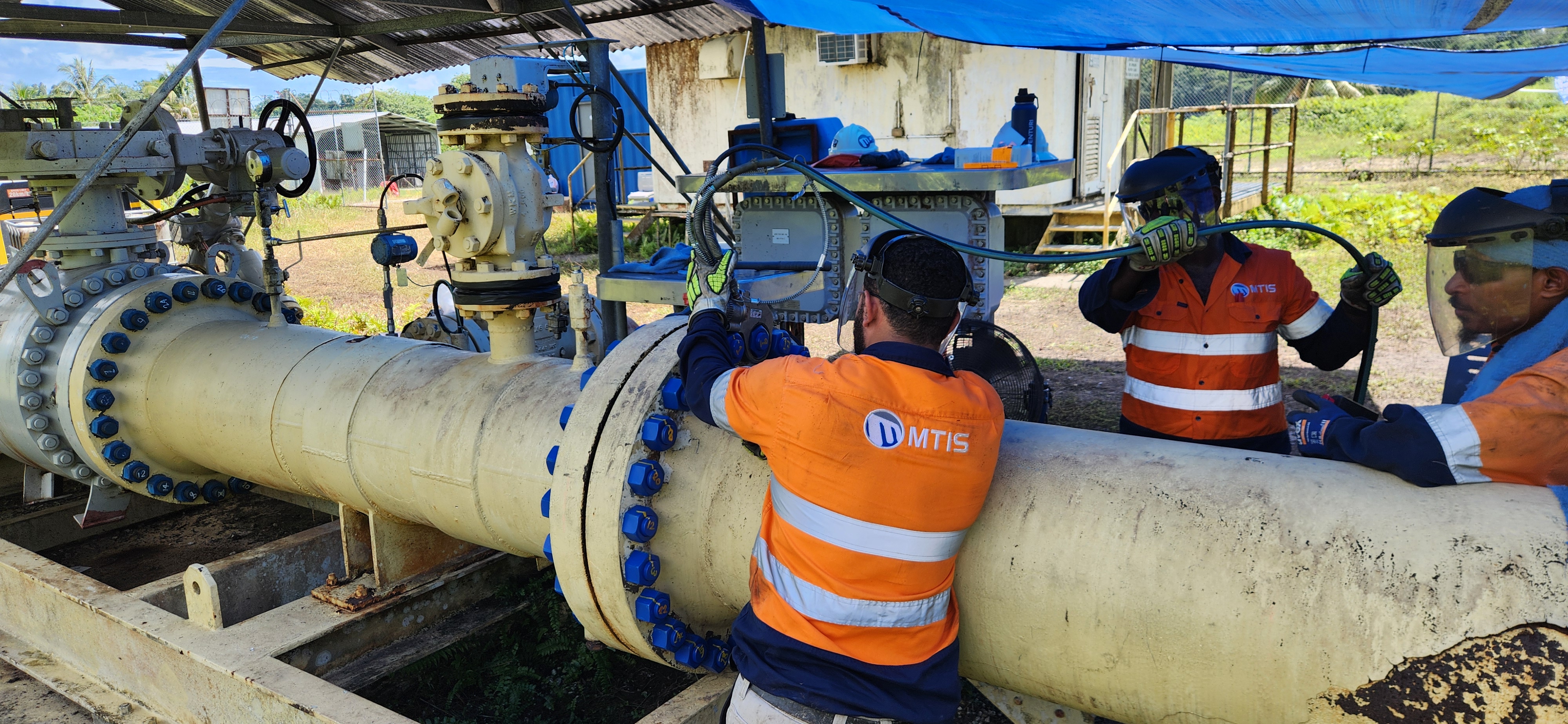 Gas pipeline flange after MTIS live bolt replacement and flange maintenance in Kopi PNG